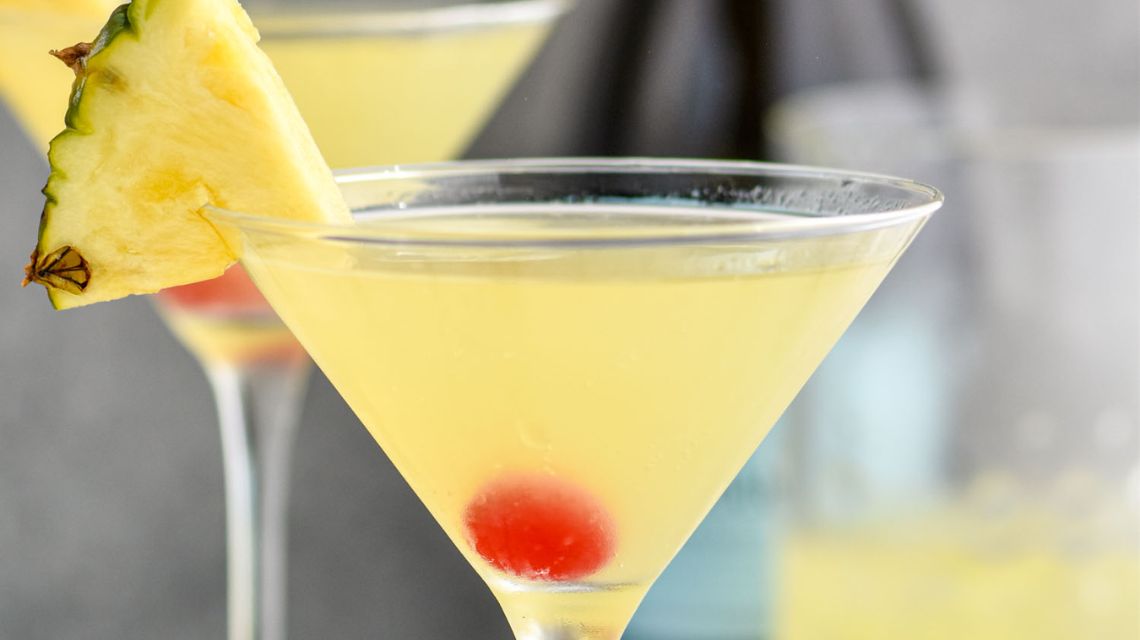 hf hotels cocktail to surprise flirtini
