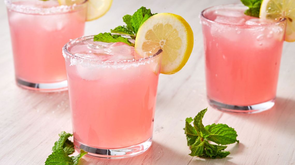 hf hotels romantic cocktail señorita