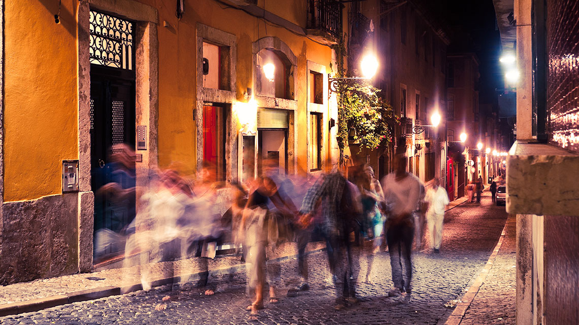 Bairro Alto (1,7 km, 25 minuti a piedi)