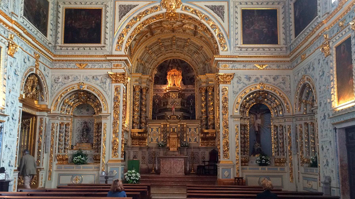 Igreja de São Sebastião da Pedreira (500 m, 8 min. a pé)