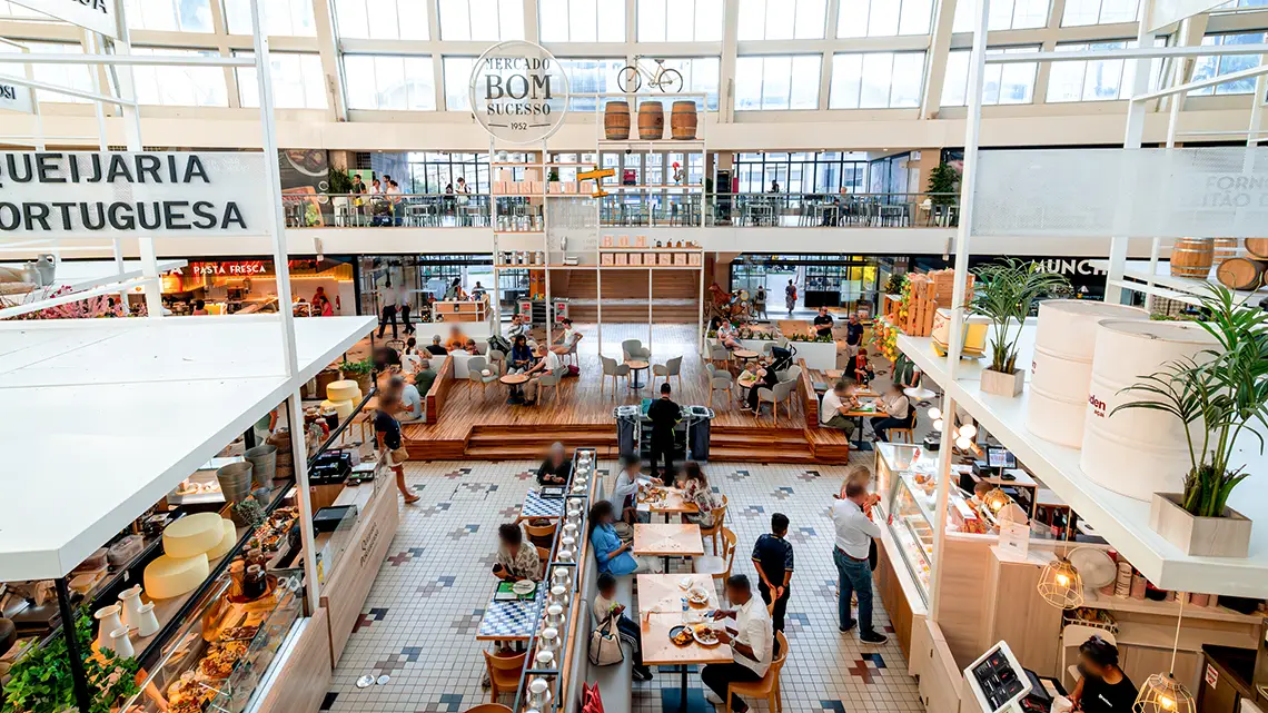 Mercado Bom Sucesso (180 m, 3 min. a pé)