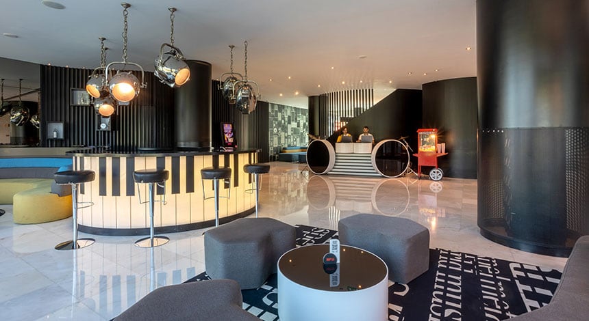 hf-fenix-music-lobby-rececao-mpo0hmh3_sn.jpg