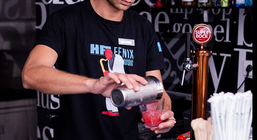 hf-fenix-music-onair-cocktail_15518pgxx242d.jpeg
