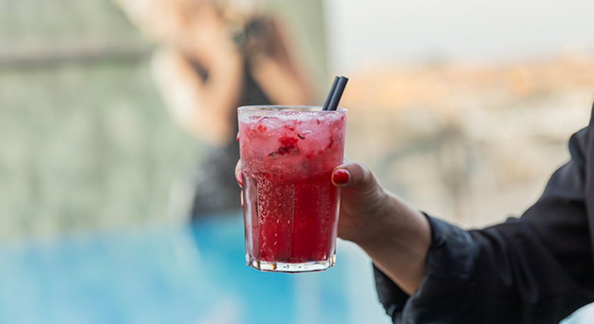 hf-fenix-music-onair-rooftop-bar-cocktail.jpg