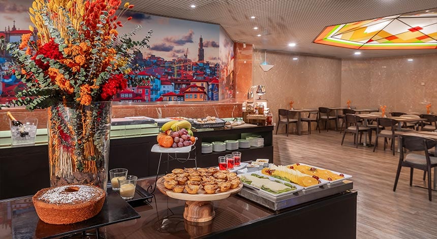 hf-fenix-porto-restaurant-buffet.jpg