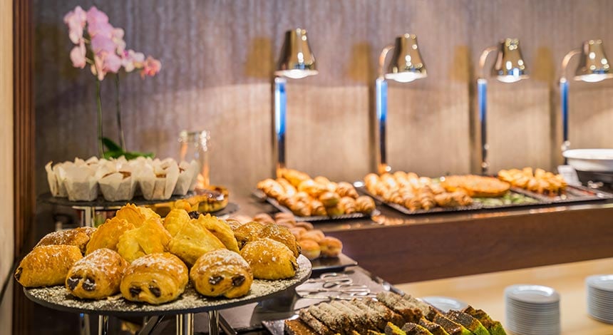 hf-fenix-urban-restaurant-breakfast-detail.jpg