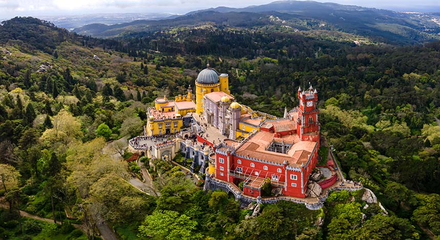 hf-hotels-visitar-portugal-palacio-pena-sintra.jpg