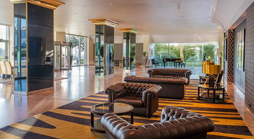 hf-ipanema-park-lobby_1myp5uru7ufvy.jpg