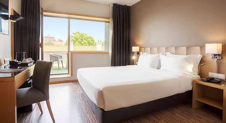 hf-tuela-porto-comfort-balcony-double.jpg